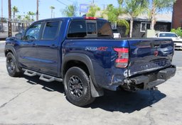 2022 Nissan Frontier - Image 8