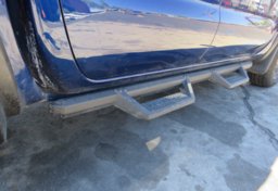 2022 Nissan Frontier - Image 11