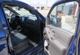 2022 Nissan Frontier - Image 24