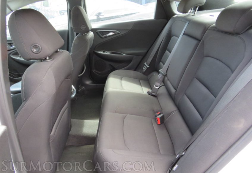 2020 Chevrolet Malibu - Image 28