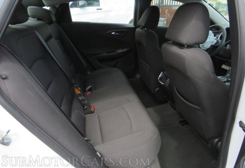 2020 Chevrolet Malibu - Image 29