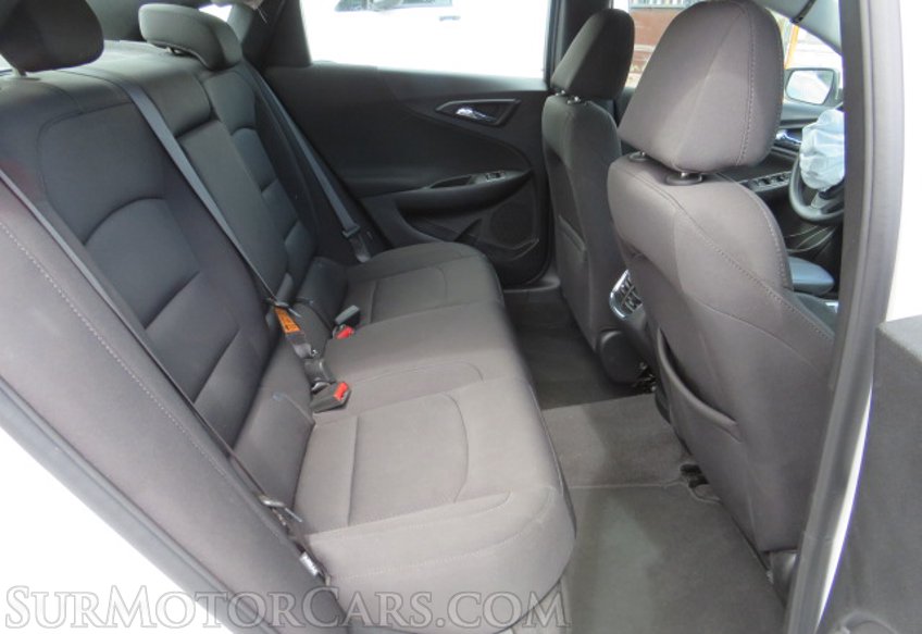 2020 Chevrolet Malibu - Image 31