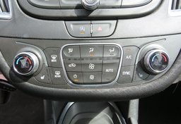 2020 Chevrolet Malibu - Image 43