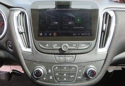 2020 Chevrolet Malibu - Image 41