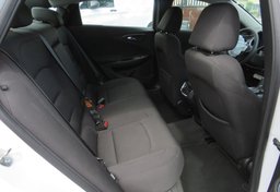 2020 Chevrolet Malibu - Image 29