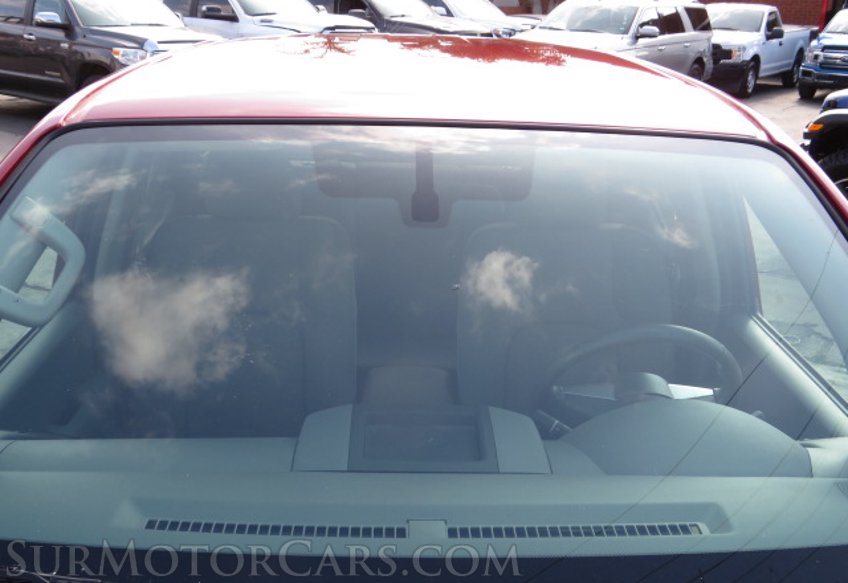 2019 Nissan Frontier - Image 13