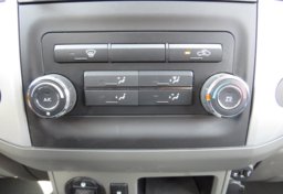 2019 Nissan Frontier - Image 39