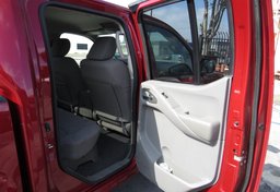 2019 Nissan Frontier - Image 21