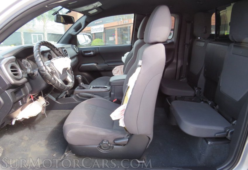 2017 Toyota Tacoma - Image 30