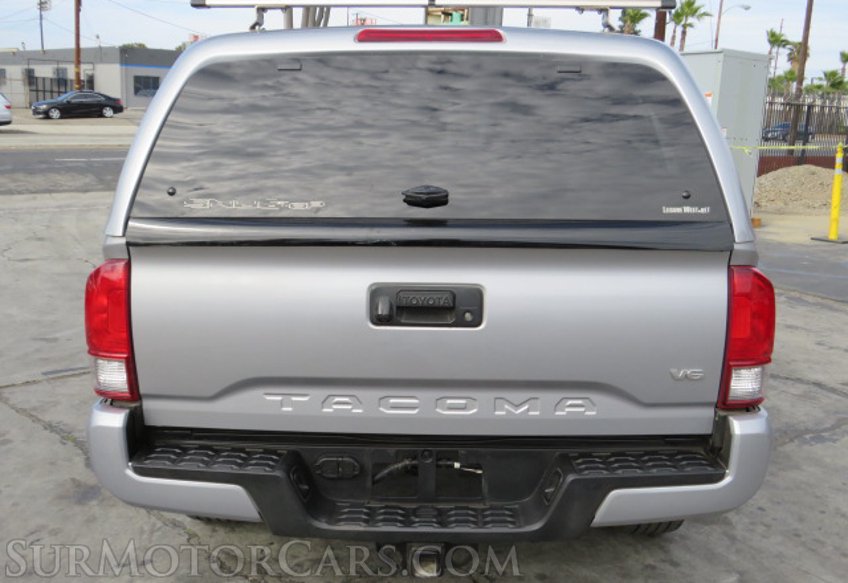 2017 Toyota Tacoma - Image 11