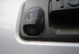 2017 Toyota Tacoma - Image 13