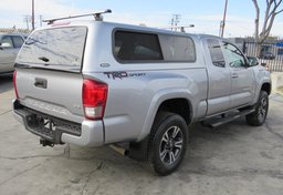 2017 Toyota Tacoma - Image 7