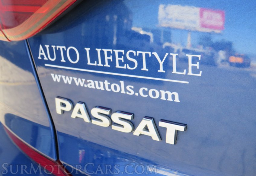 2017 Volkswagen Passat - Image 20