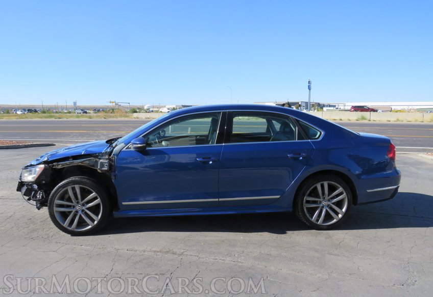 2017 Volkswagen Passat - Image 9