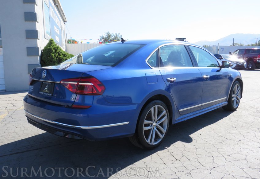 2017 Volkswagen Passat - Image 7