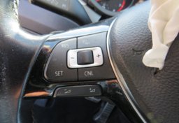 2017 Volkswagen Passat - Image 30