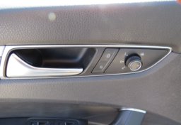 2017 Volkswagen Passat - Image 41