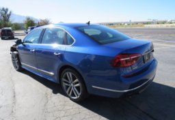 2017 Volkswagen Passat - Image 6