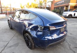 2020 Tesla Model Y - Image 8