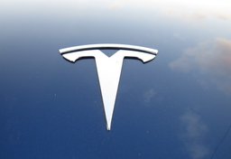 2020 Tesla Model Y - Image 16