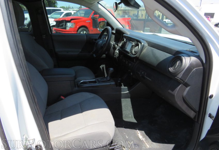 2018 Toyota Tacoma - Image 24