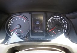 2018 Toyota Tacoma - Image 27