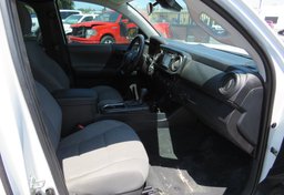 2018 Toyota Tacoma - Image 24