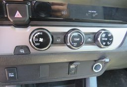 2018 Toyota Tacoma - Image 37