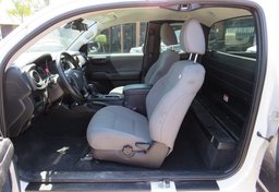 2018 Toyota Tacoma - Image 19