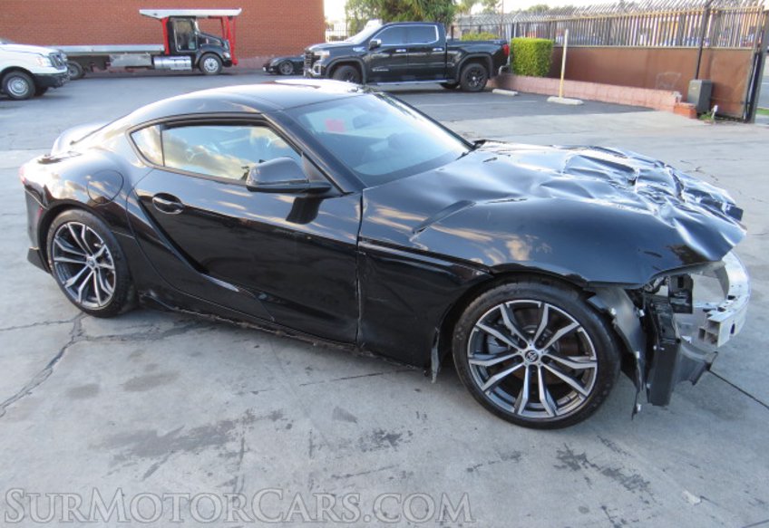 2021 Toyota GR Supra - Image 2