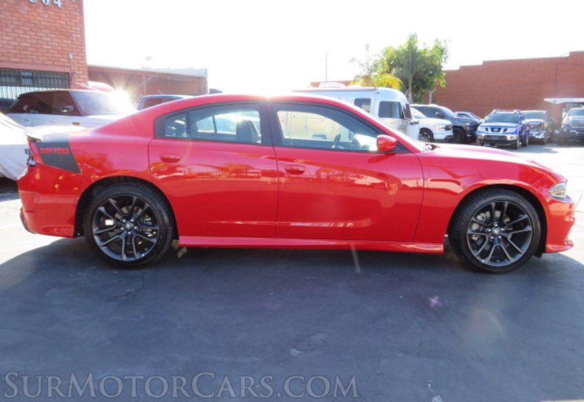 2021 Dodge Charger - Image 11