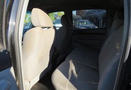 2012 Toyota Tacoma - Image 31