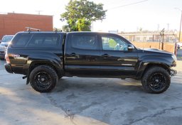 2012 Toyota Tacoma - Image 5