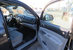 2012 Toyota Tacoma - Image 24