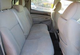 2012 Toyota Tacoma - Image 34