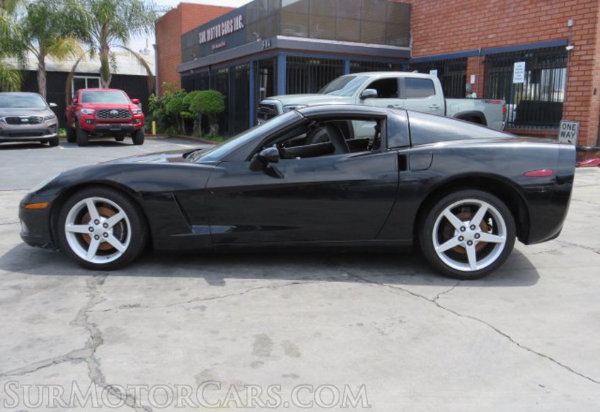 2005 Chevrolet Corvette - Image 5