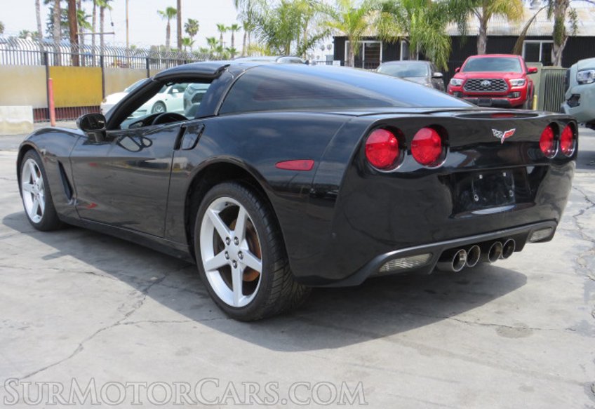 2005 Chevrolet Corvette - Image 9
