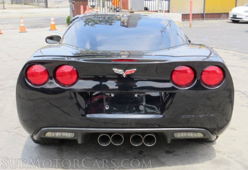 2005 Chevrolet Corvette - Image 12