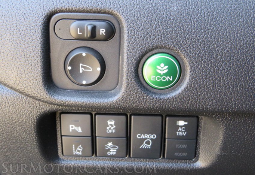 2019 Honda Ridgeline - Image 40