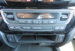 2019 Honda Ridgeline - Image 48