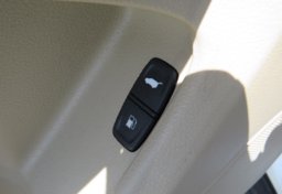 2017 Acura MDX - Image 44