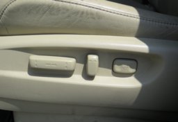 2017 Acura MDX - Image 42