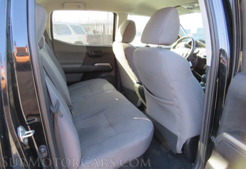2019 Toyota Tacoma - Image 29