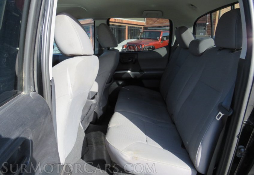 2019 Toyota Tacoma - Image 28