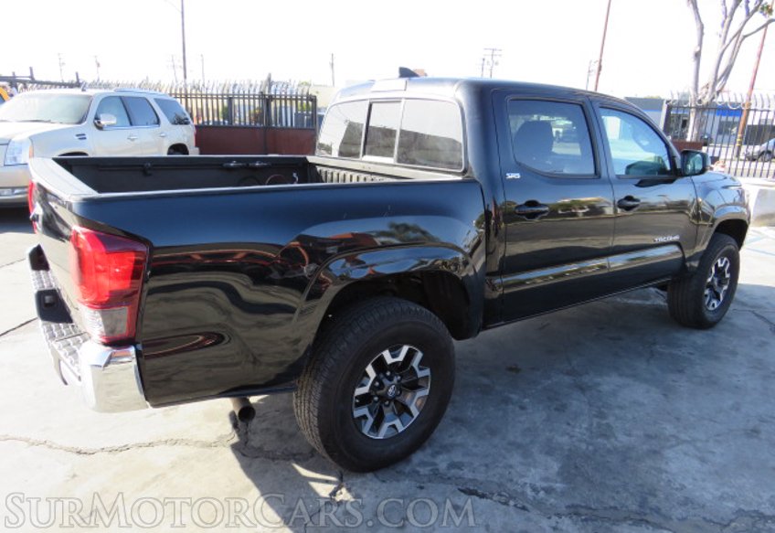 2019 Toyota Tacoma - Image 10