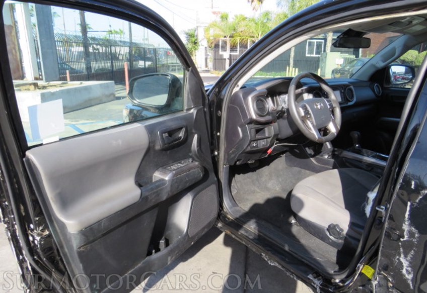 2019 Toyota Tacoma - Image 19