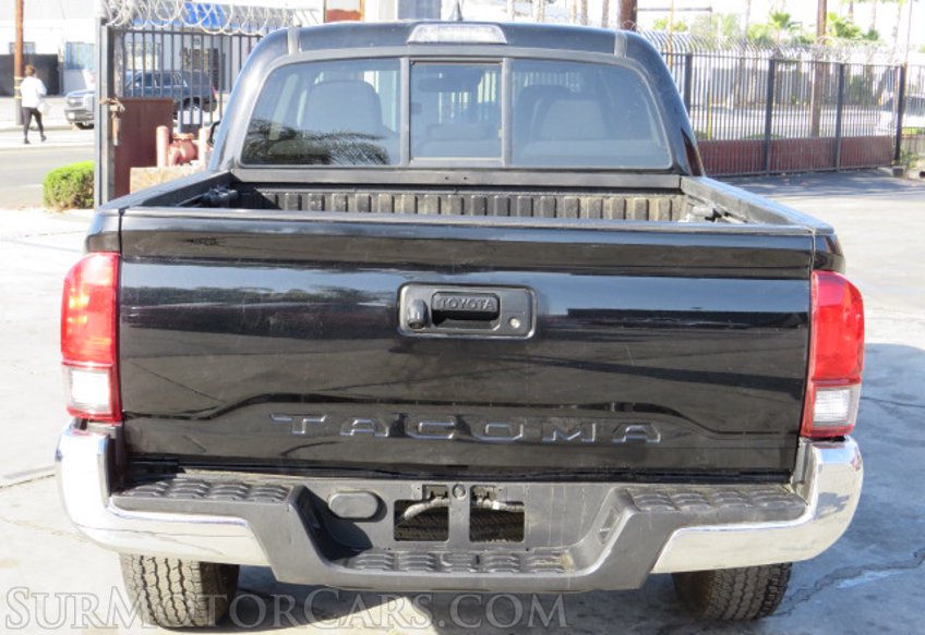2019 Toyota Tacoma - Image 12