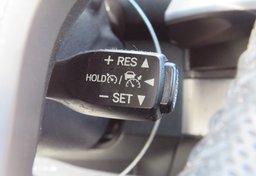 2019 Toyota Tacoma - Image 41