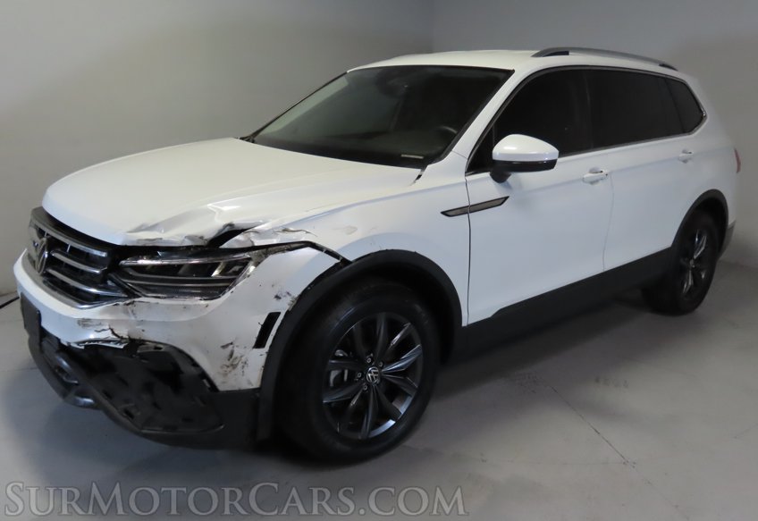 2023 Volkswagen Tiguan - Image 2