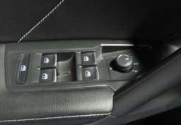 2023 Volkswagen Tiguan - Image 46